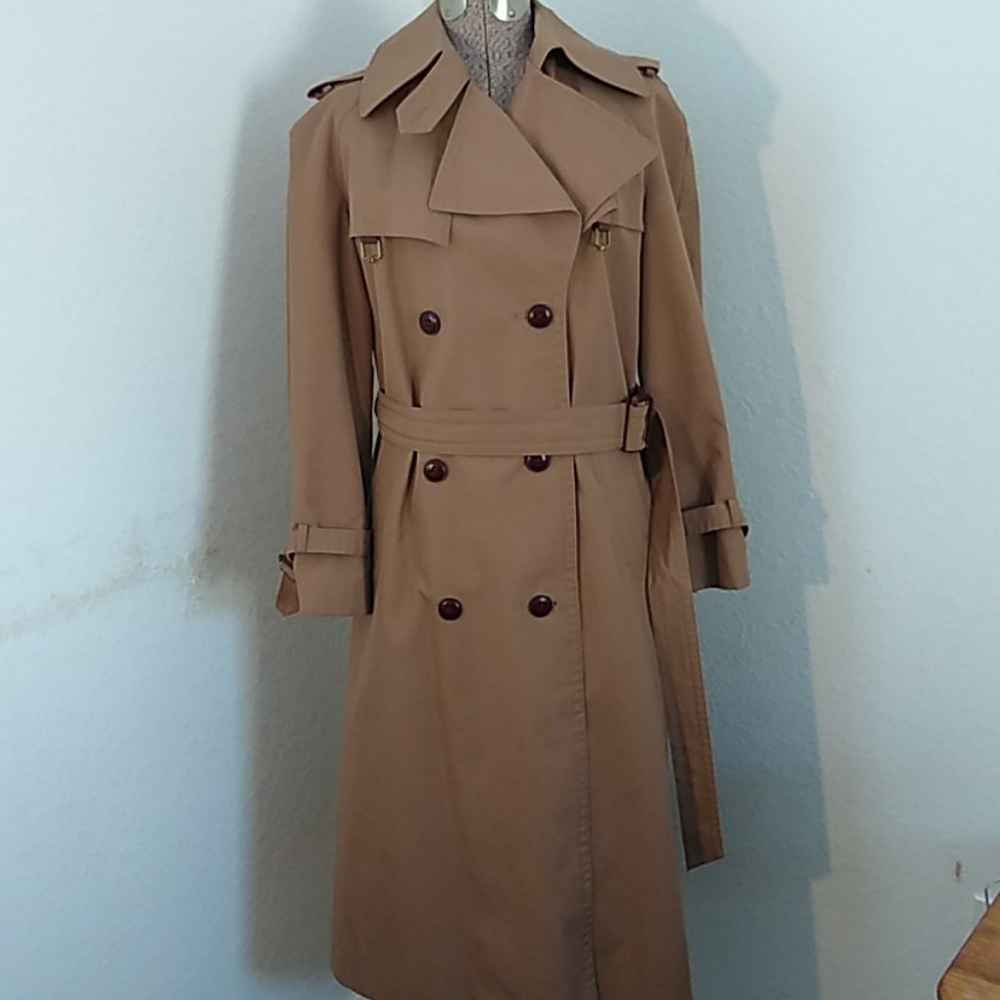 Vintage Etienne Aigner Trenchcoat
